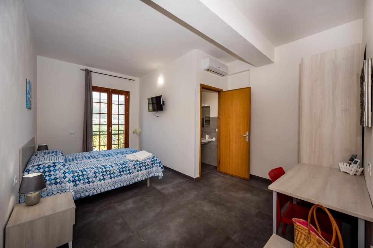 קאסטלמארה דל גולפו Villa Michelangelo מראה חיצוני תמונה