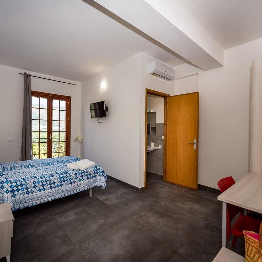 קאסטלמארה דל גולפו Villa Michelangelo מראה חיצוני תמונה